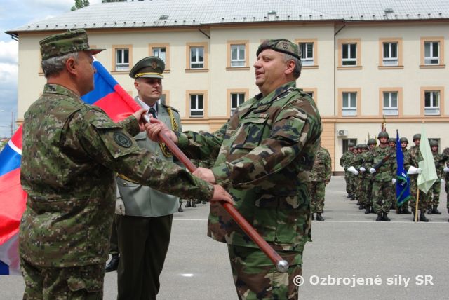 Odovzdanie velenia pozemným silám Ozbrojených síl OS SR-AVÍZO