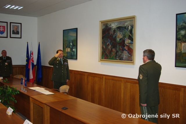 Schválenie hlavných plánovacích dokumentov pozemných síl na výcvikový rok 2012