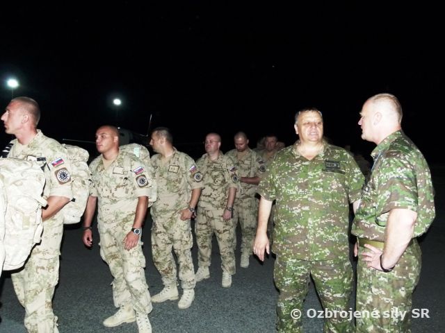 Návrat z vojenskej operácie ISAF Afganistan na letisku Sliač