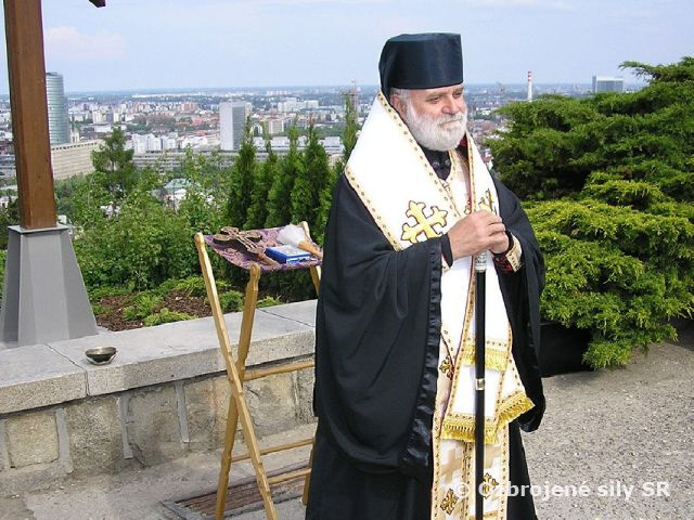 POSVÄTENIE KRÍŽA NA SLAVÍNE