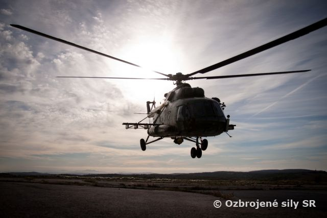Spoločný výcvik s vrtuľníkom Mi-17