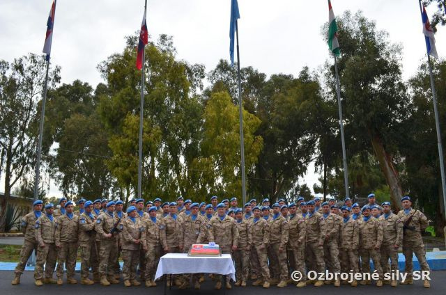 Slávnostný nástup príslušníkov SLOVCON - UNFICYP