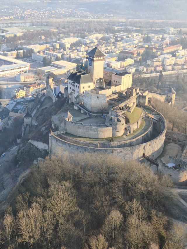 hrad 3