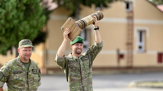 Víťazom delostreleckej súťaže OS SR sa stal kapitán Daniel Michrina